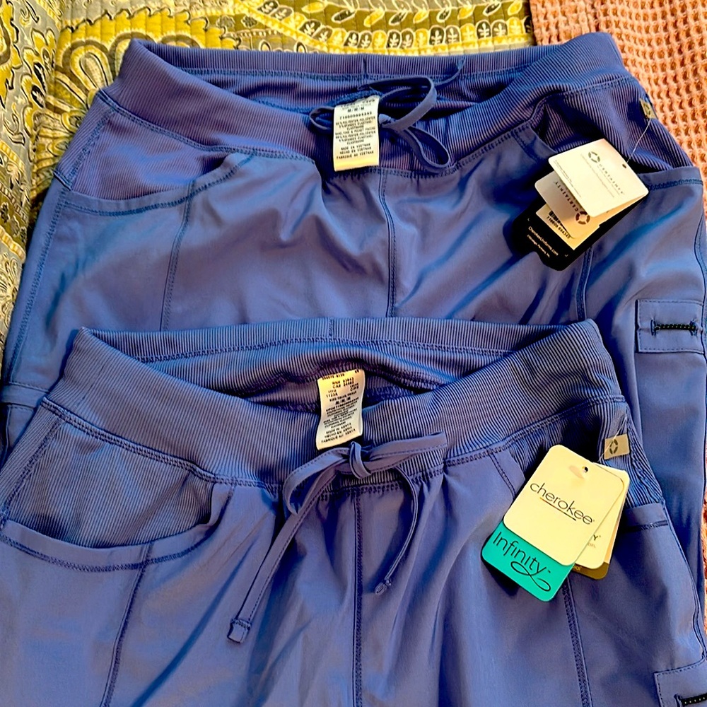 Scrubs-Women’s Ceil Blue Cherokee Infinity-MED Reg Length NWT UNIFORM 
ONE PAIR